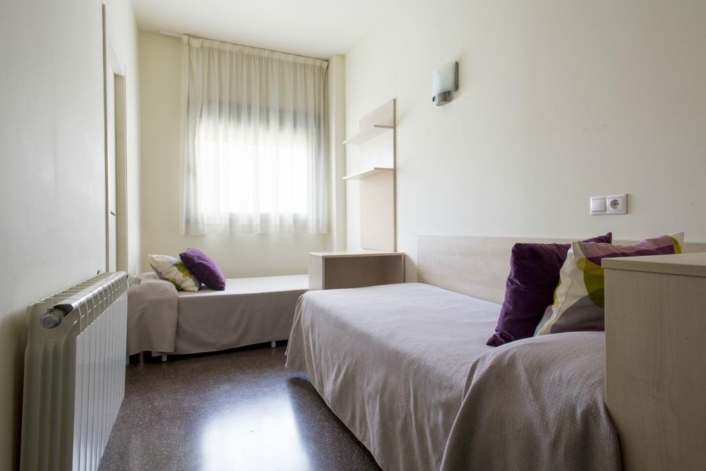 Residencia Universitaria Resa Los Abedules Pamplona Esterno foto