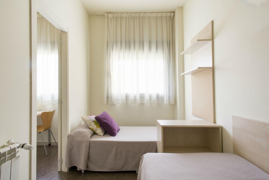 Residencia Universitaria Resa Los Abedules Pamplona Esterno foto