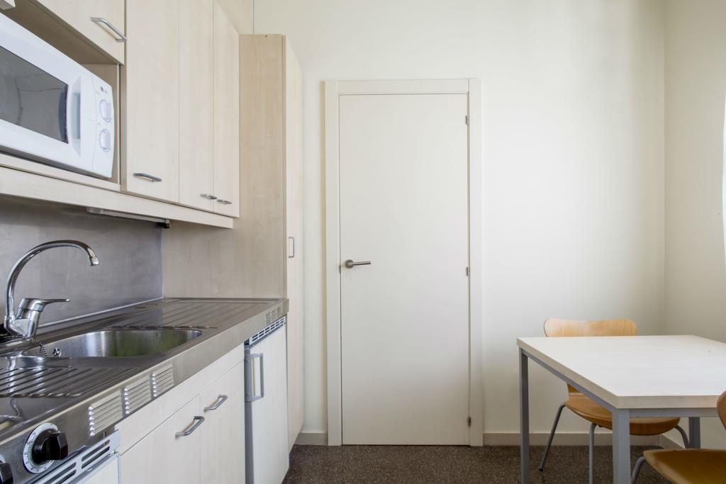 Residencia Universitaria Resa Los Abedules Pamplona Esterno foto